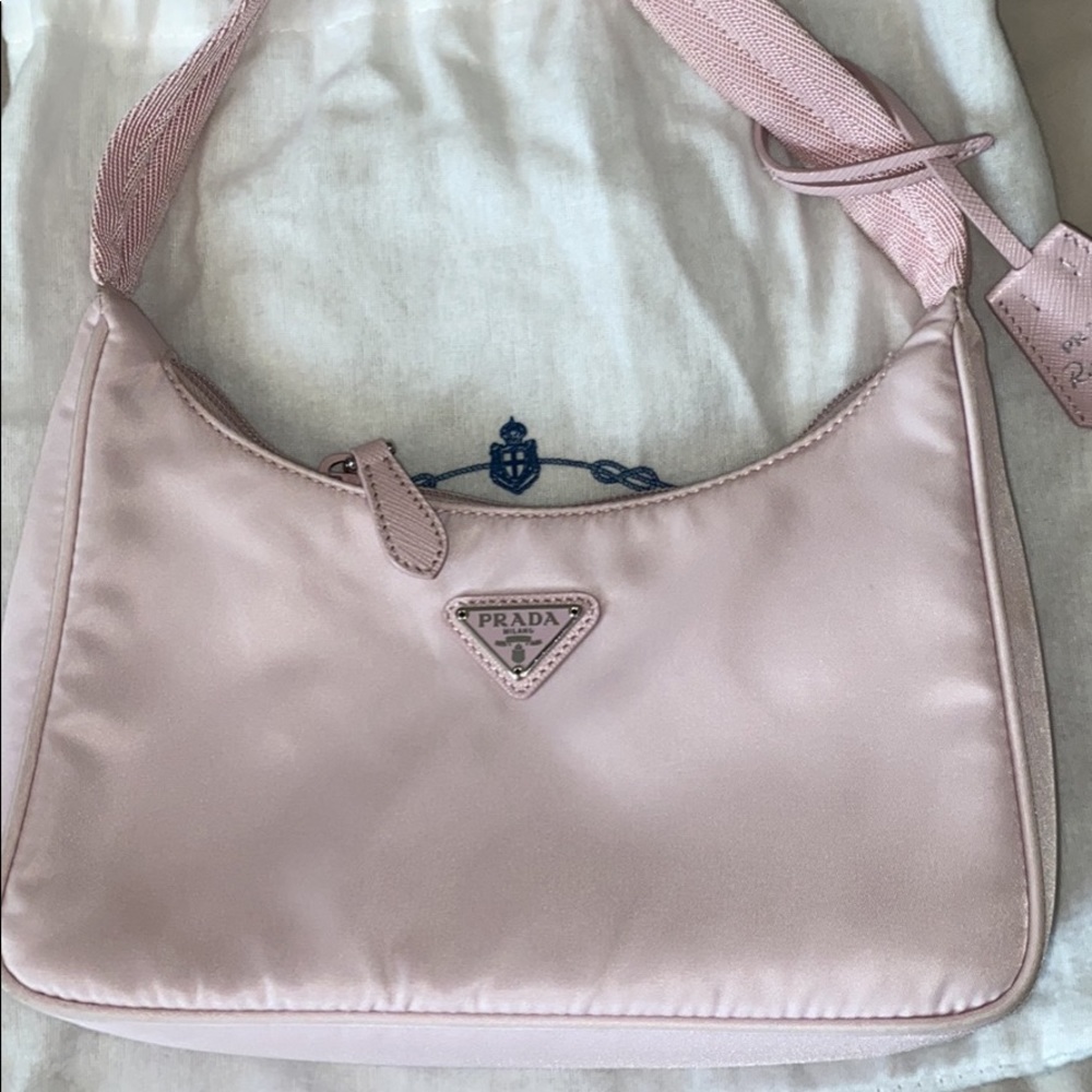 PRADA PINK RE-EDITION SHOULDER BAG